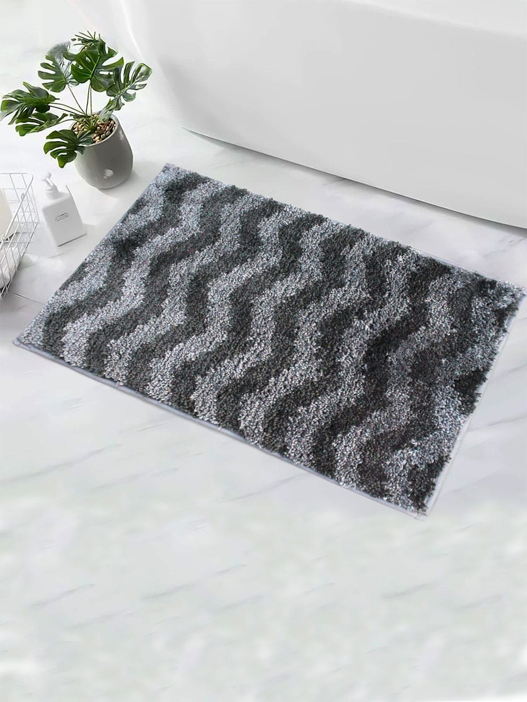 

LUXEHOME INTERNATIONAL Grey Wave Patterned 1600 GSM Anti Skid Ultra Soft Bath Rug