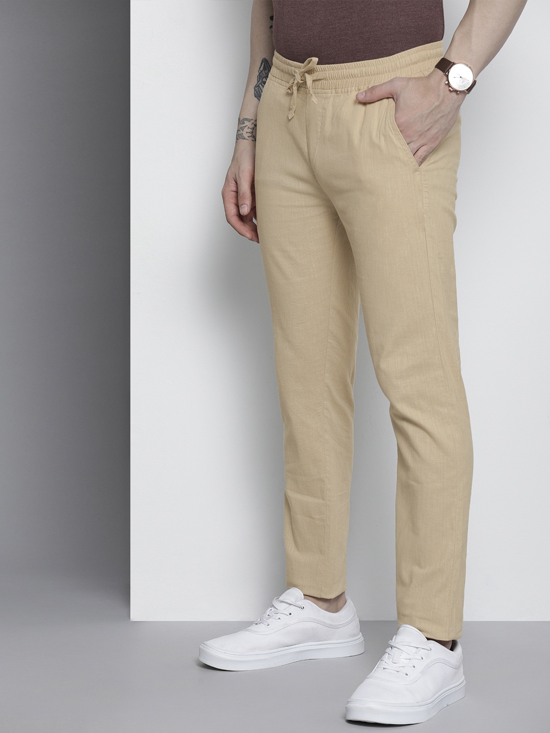 

The Indian Garage Co Men Khaki Slim Fit Cotton Trousers