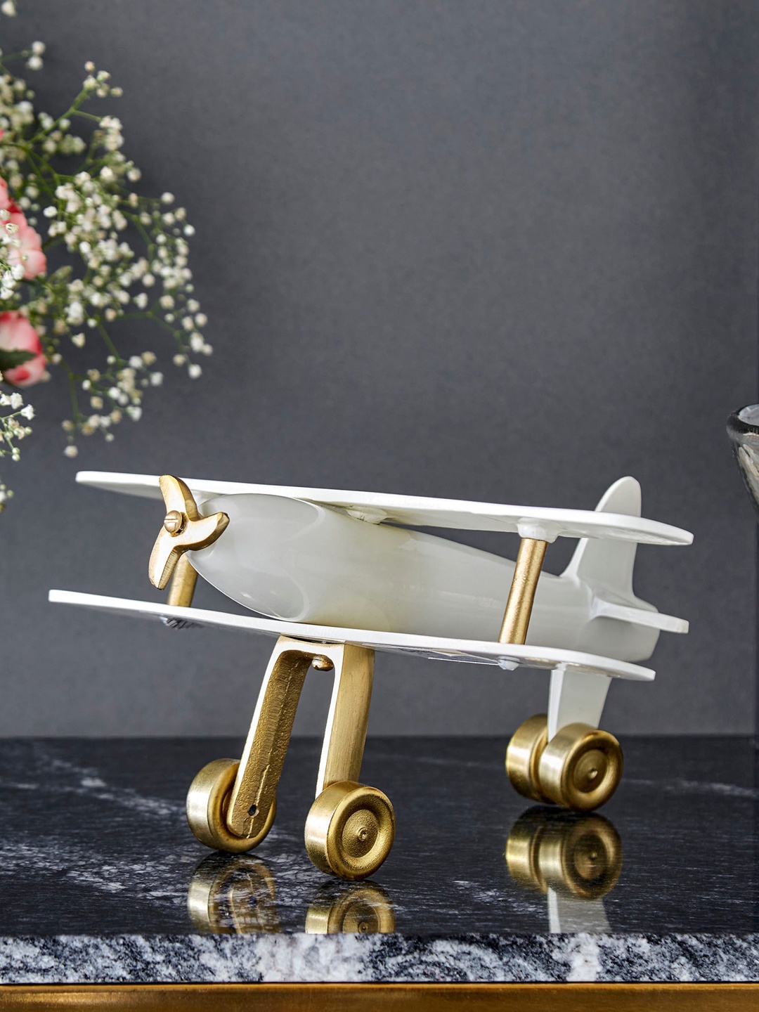 

Home Centre Air Craft Shaped Aluminium Showpieces, White