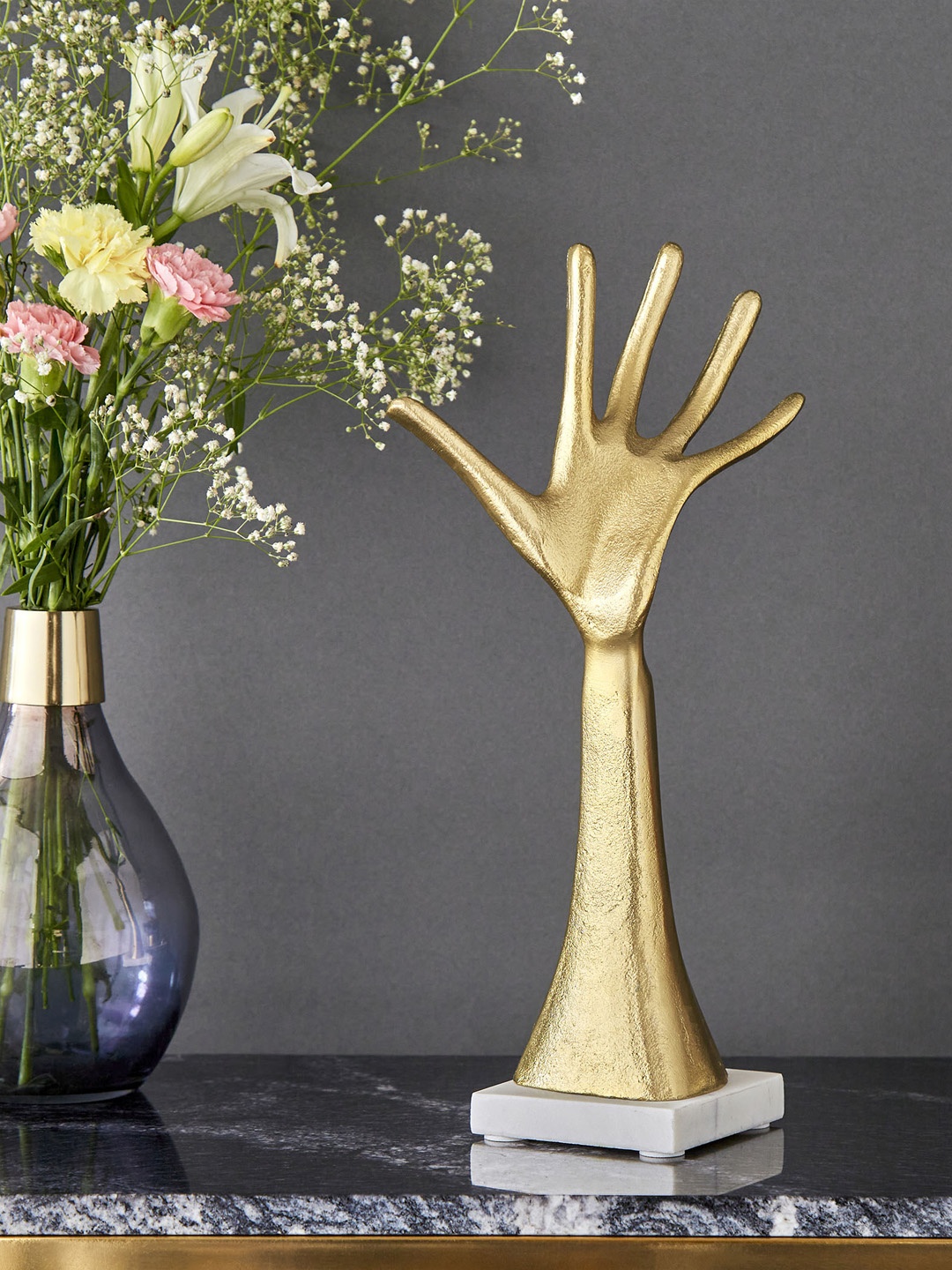 

Home Centre Gold-Colored Textured Aluminum Showpieces