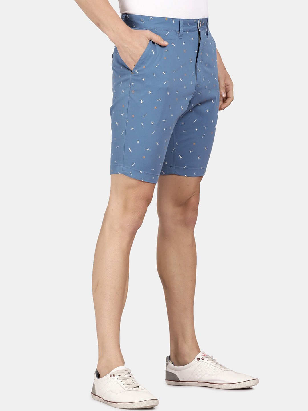 

t-base Men Cotton Printed Chino Shorts, Blue
