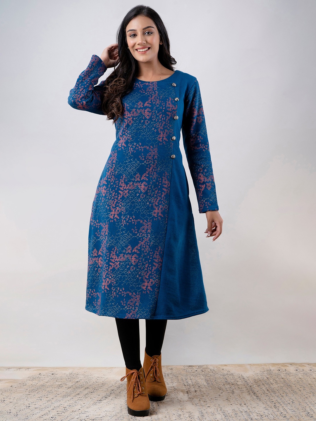 

SUTI Women Geometric Printed Wool Kurta, Blue