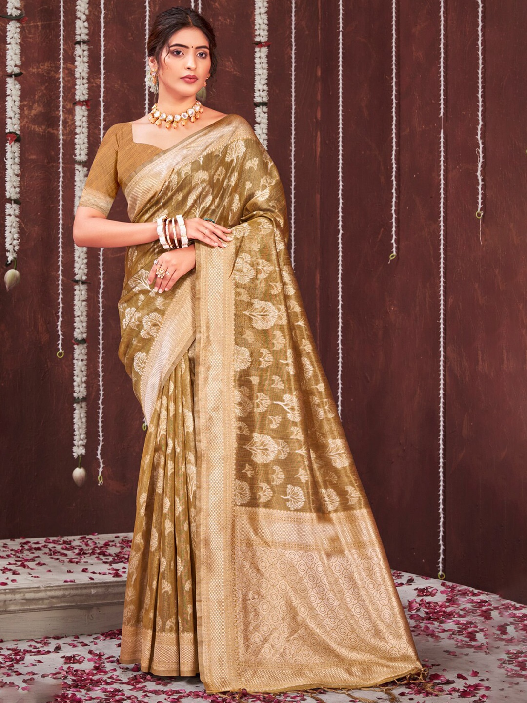 

SANGAM PRINTS Woven Design Zari Organza Saree, Olive