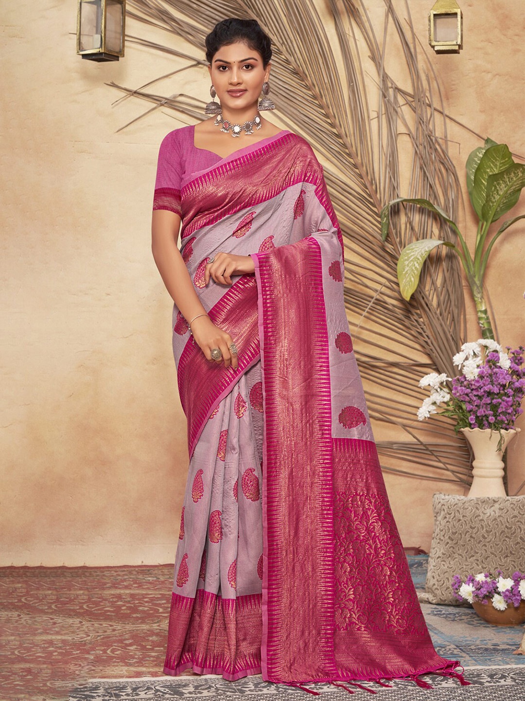 

SANGAM PRINTS Purple & Gold-Toned Woven Design Zari Saree