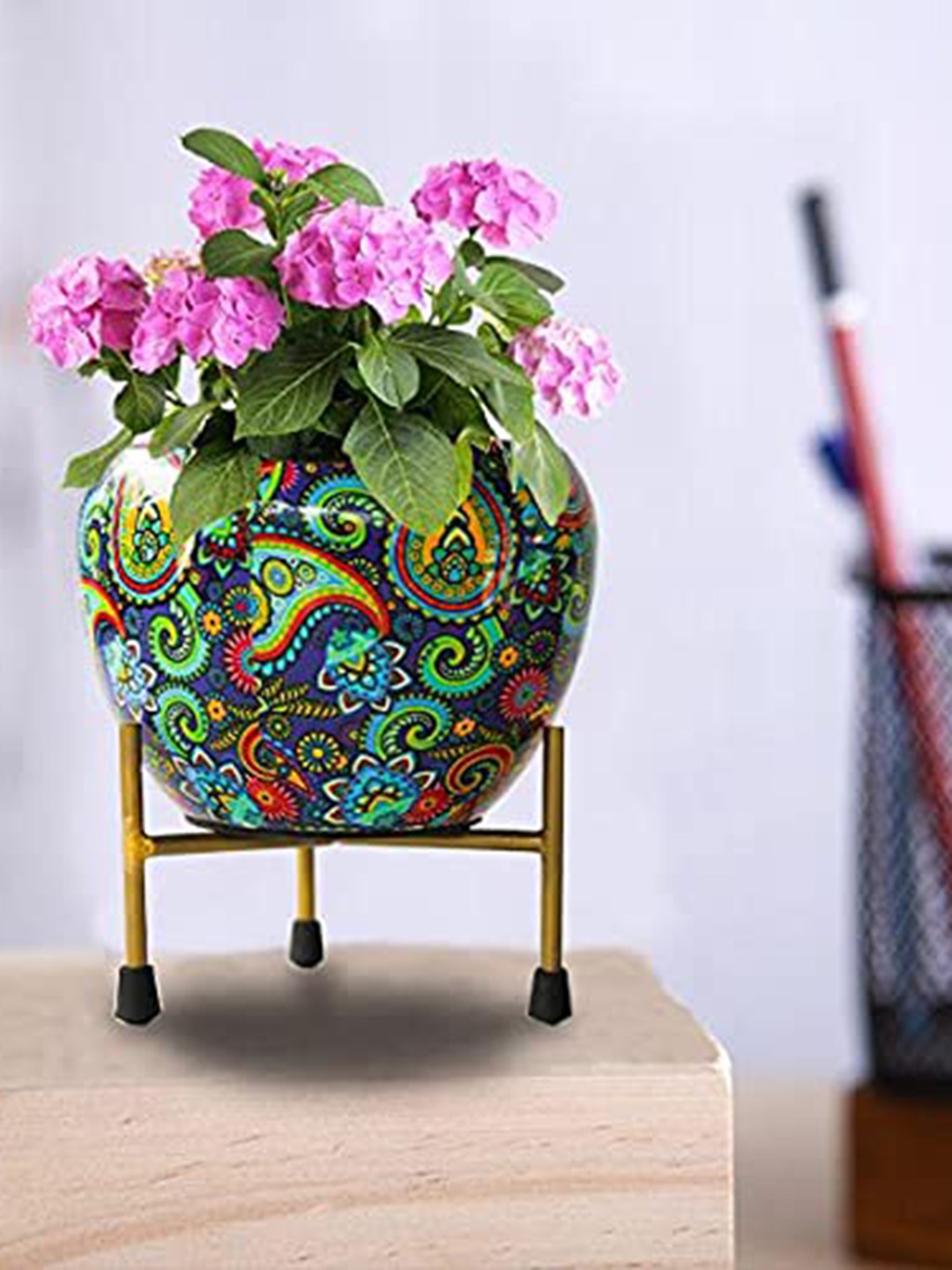

TRUSTBASKET Green & Blue Printed Bell Flower Planter With Stand