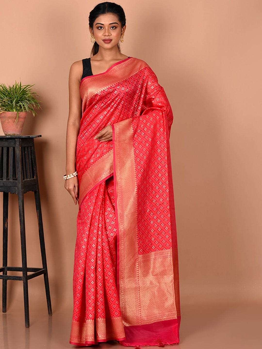 

AllSilks Ethnic Motifs Zari Silk Blend Saree, Pink