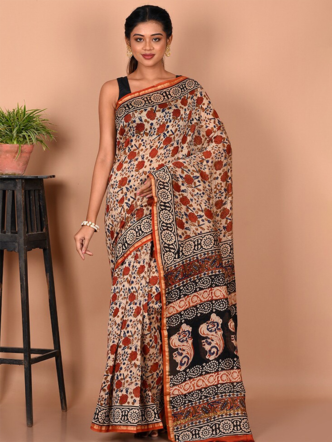 

AllSilks Floral Zari Pure Cotton Chanderi Saree, Cream