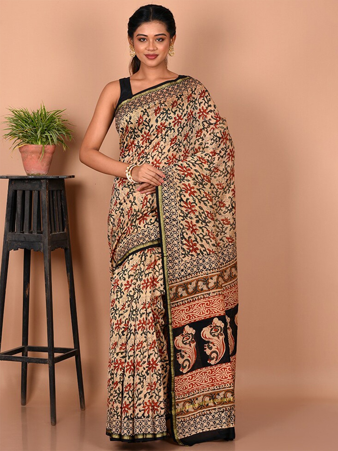

AllSilks Floral Zari Pure Cotton Chanderi Saree, Cream