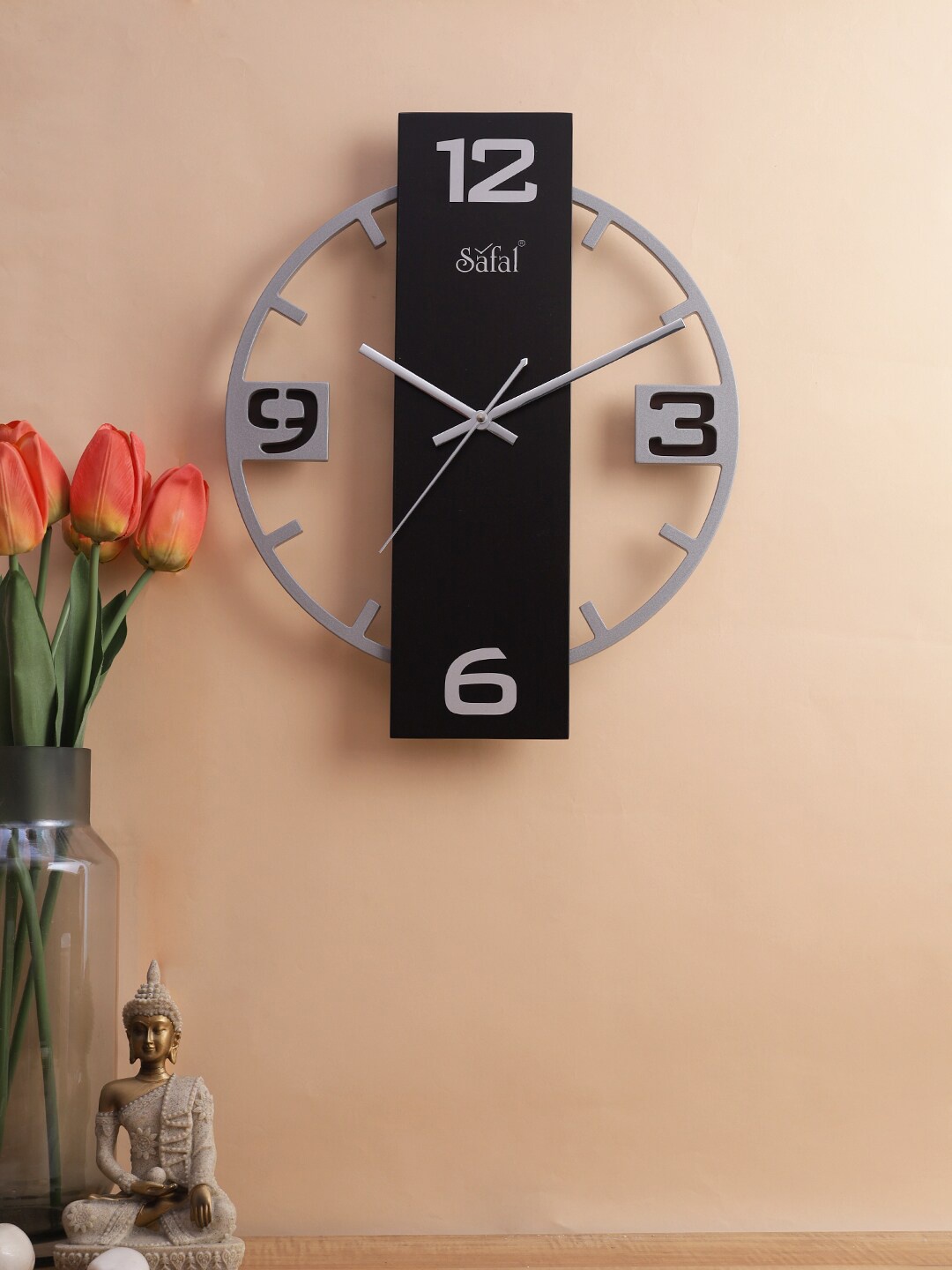 

Safal Grey & Black Contemporary Wall Clock