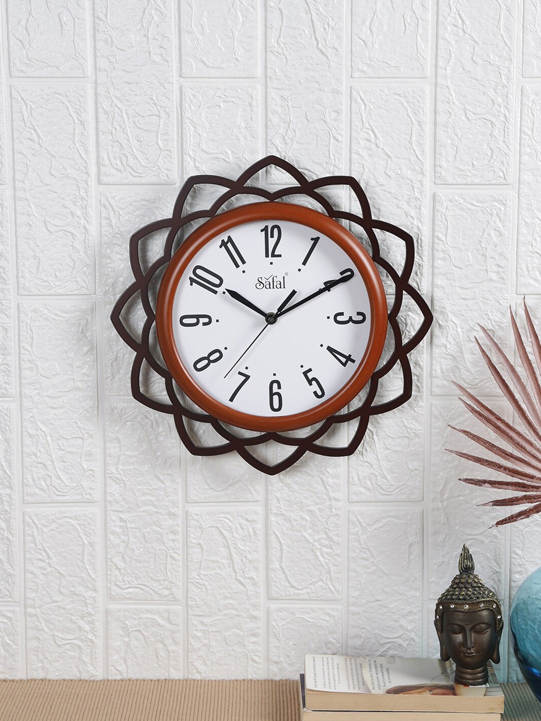 

Safal Abstract Shaped Contemporary Wall Clock, Brown