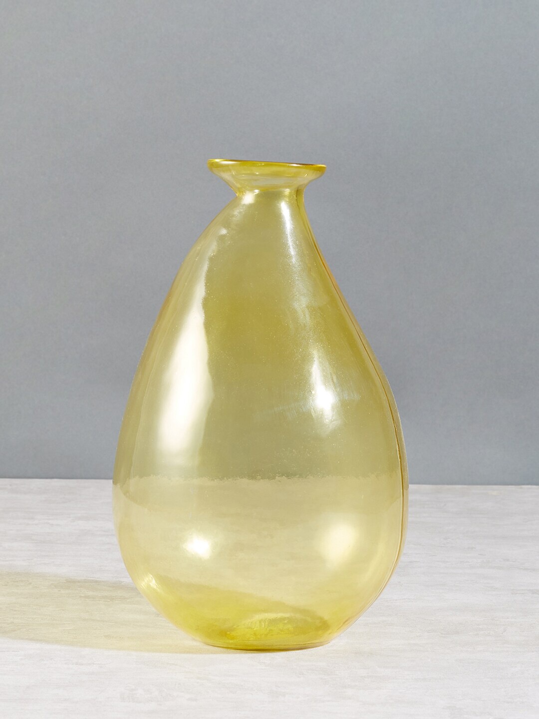 

HomeTown Phiona Yellow Glass Flower Vase