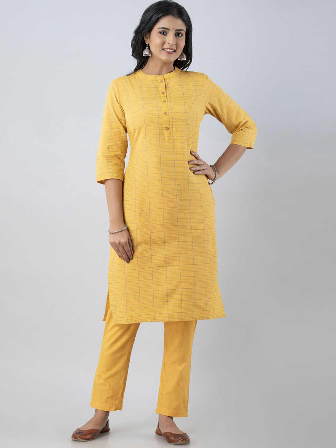 

PREKSHA Women Checked Kurta with Trousers, Mustard