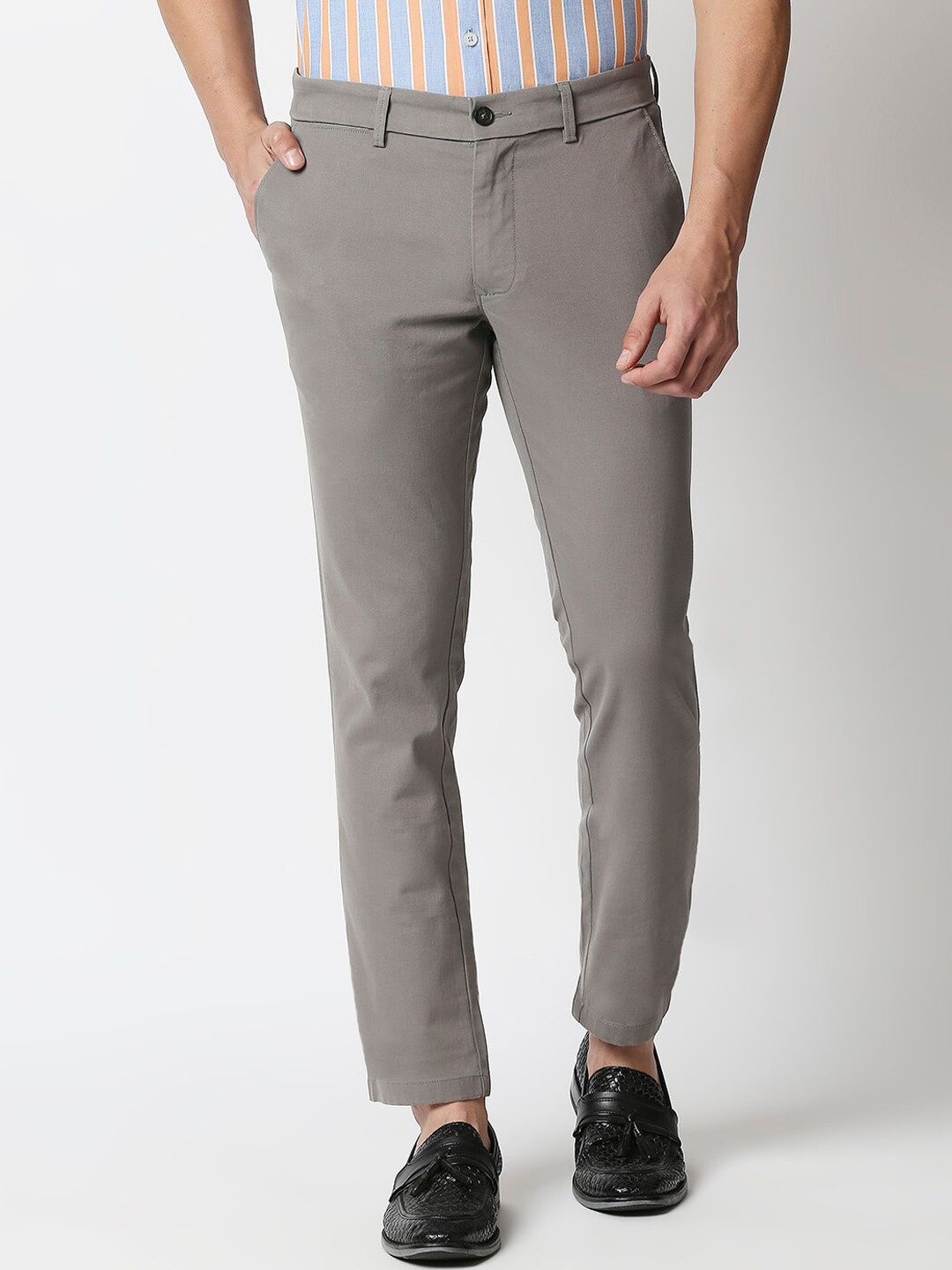 

Basics Men Tapered Fit Trousers, Grey