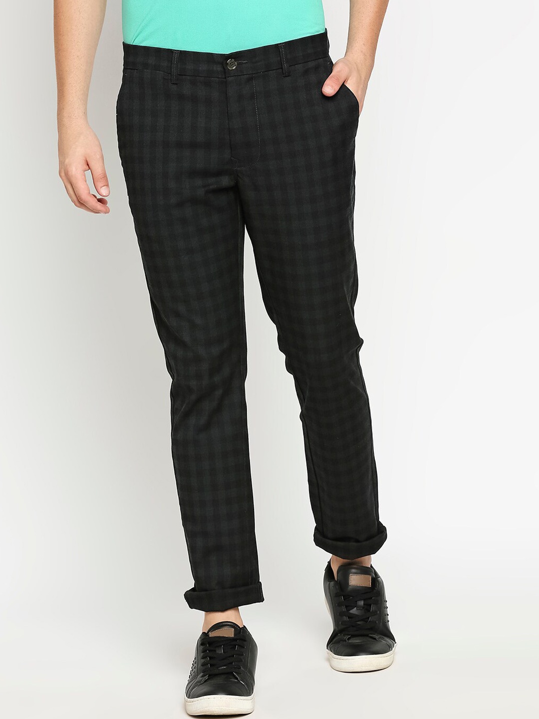 

Basics Men Checked Tapered Fit Cotton Trousers, Navy blue