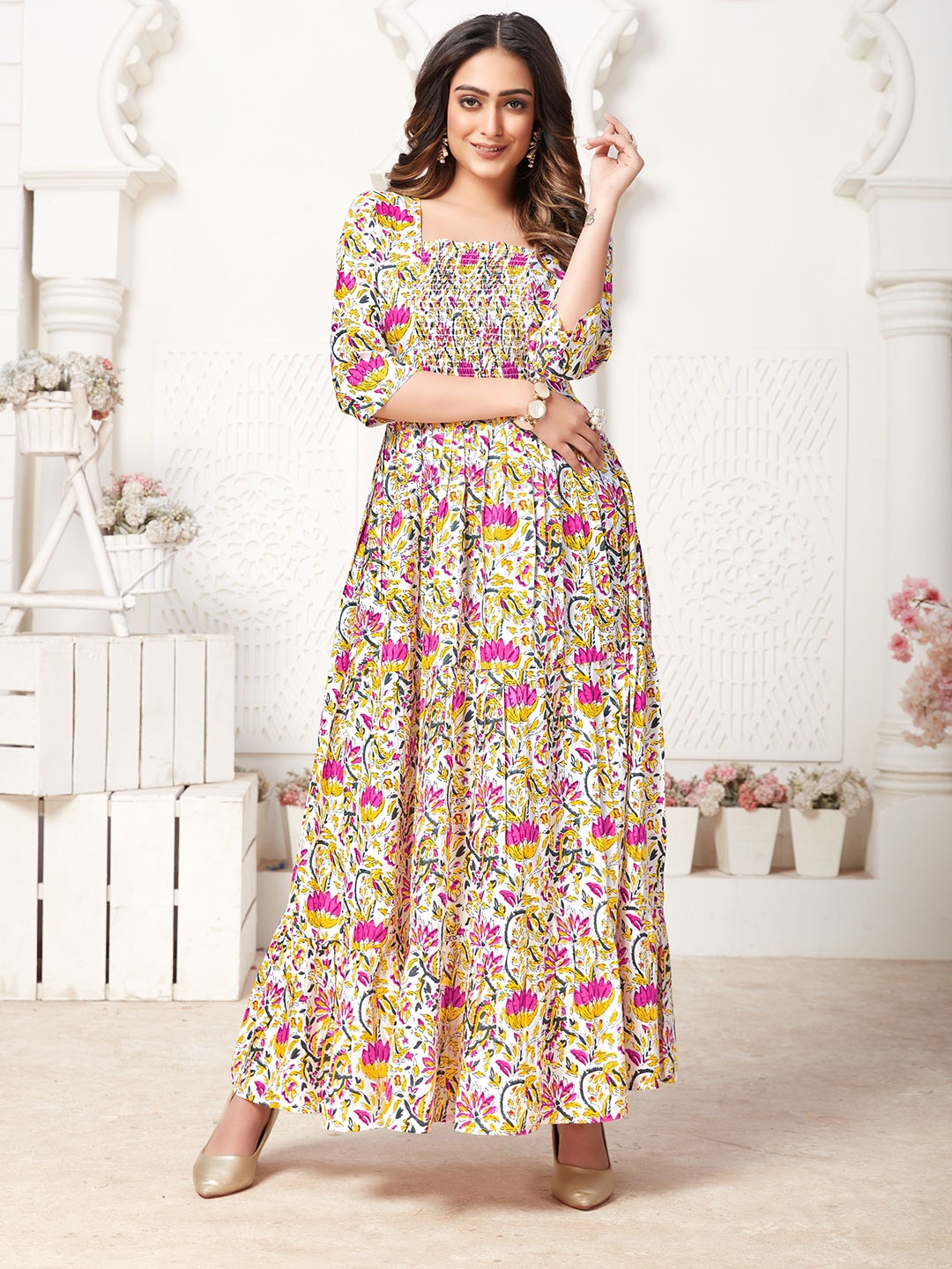 

B4ME COM Maroon Floral Maxi Maxi Dress