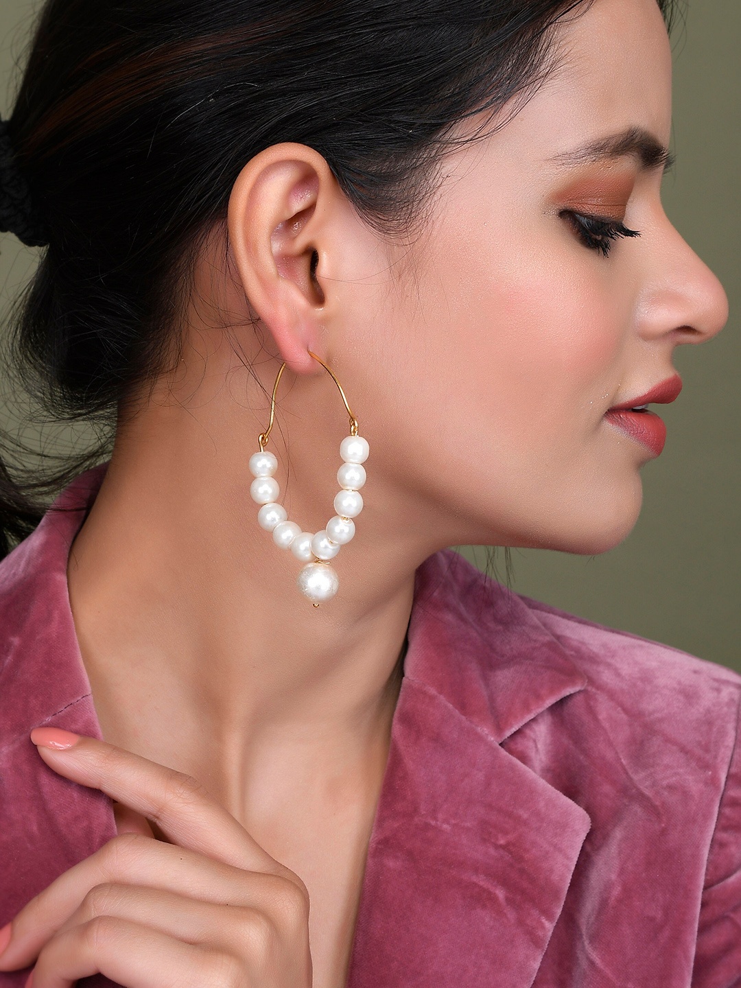 

Silvermerc Designs Gold-Plated Pearls Circular Hoop Earrings, White