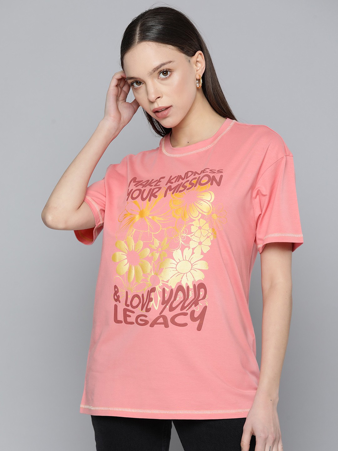 

VividArtsy Women Cotton Printed Drop-Shoulder Sleeves Boxy T-shirt, Peach