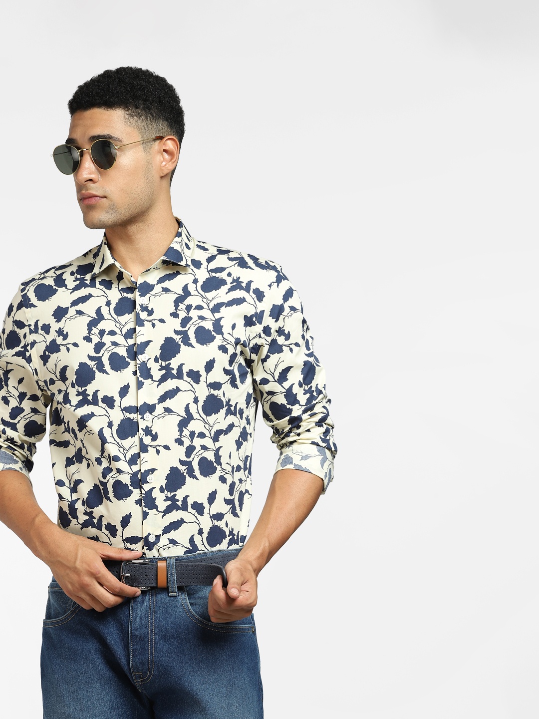 

Jack & Jones Men Slim Fit Floral Printed Casual Shirt, Beige