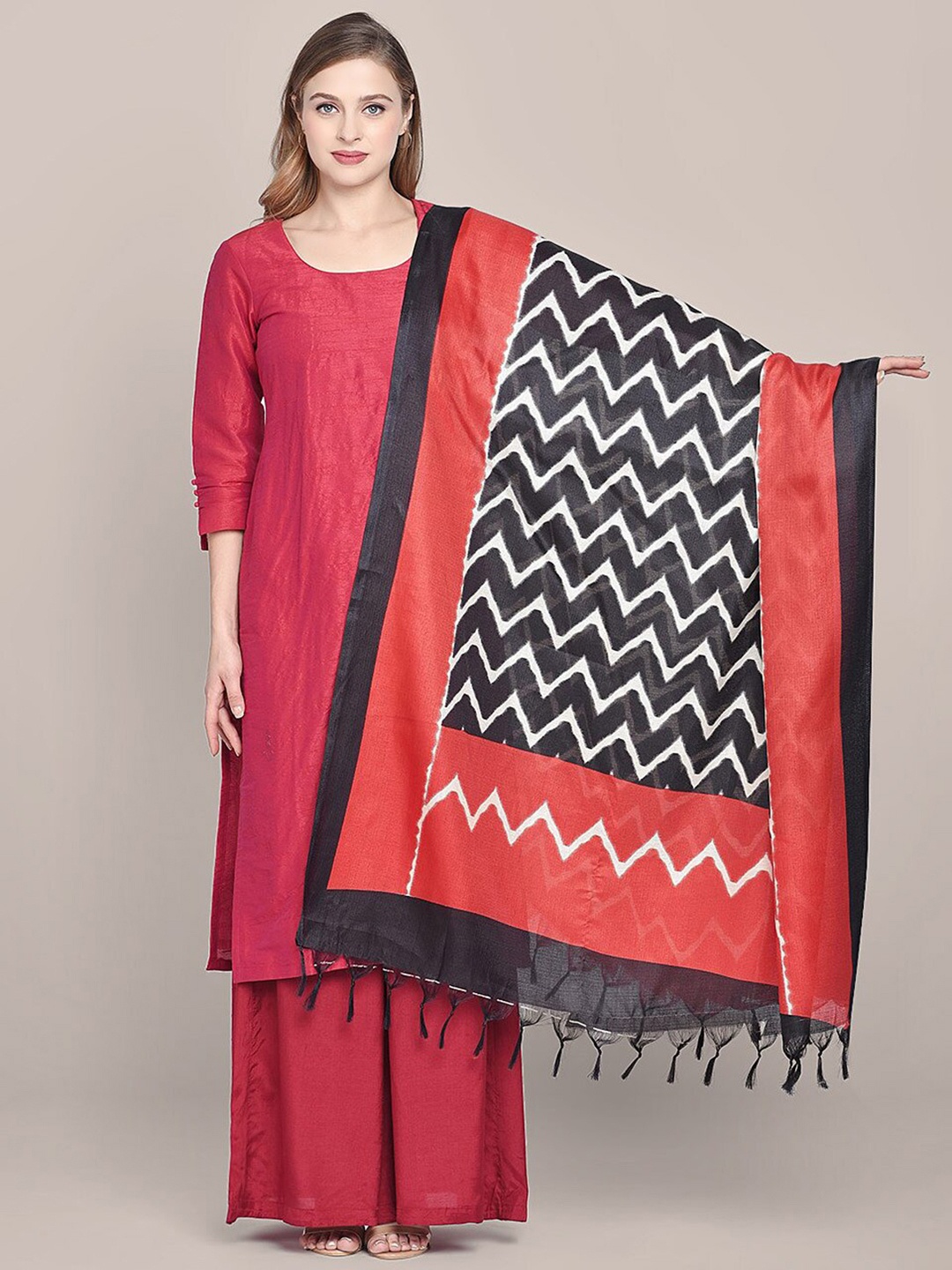 

Dupatta Bazaar Printed Art Silk Dupatta, Black