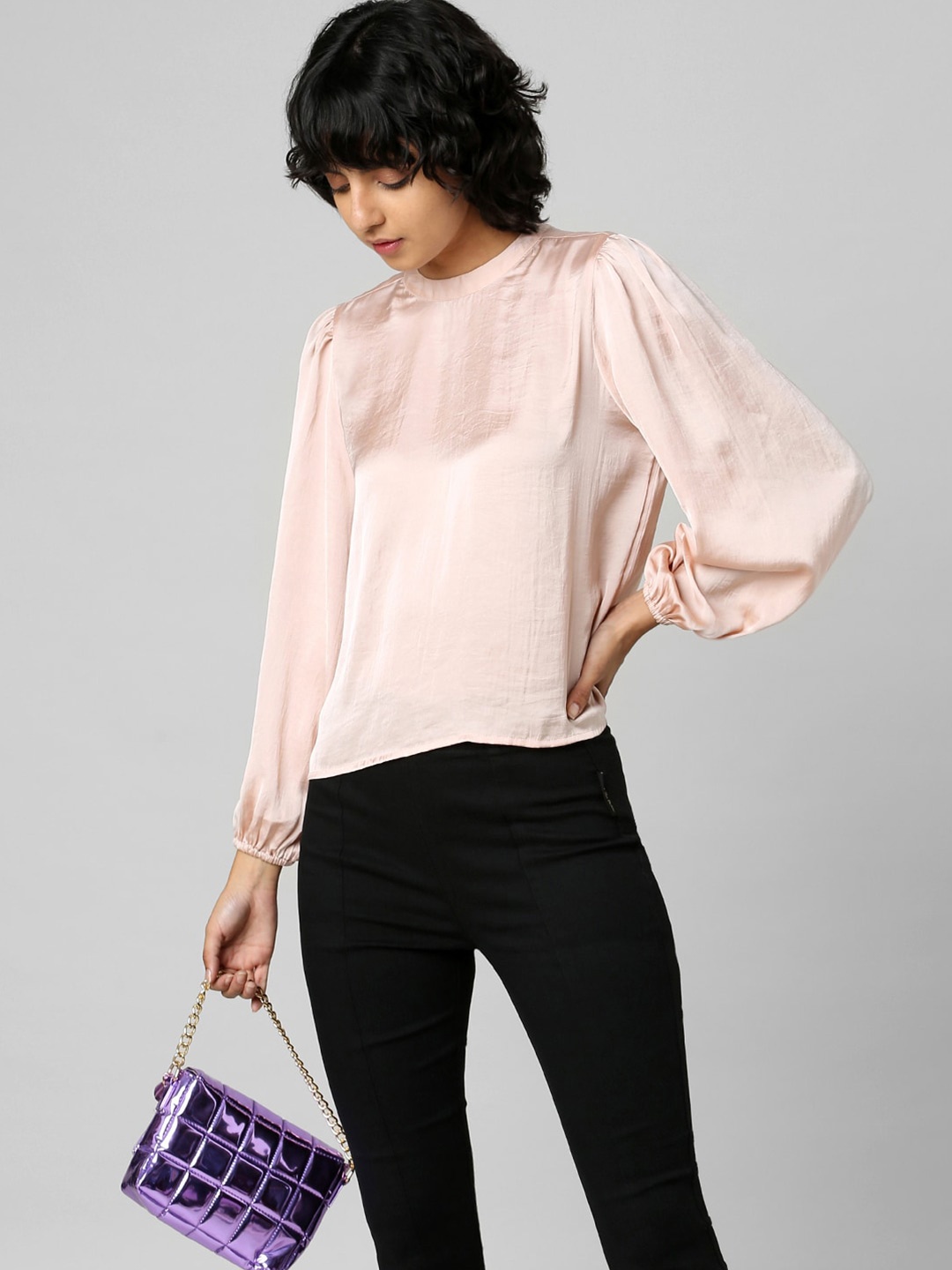 

ONLY Woman Satin Long Sleeve Top, Peach