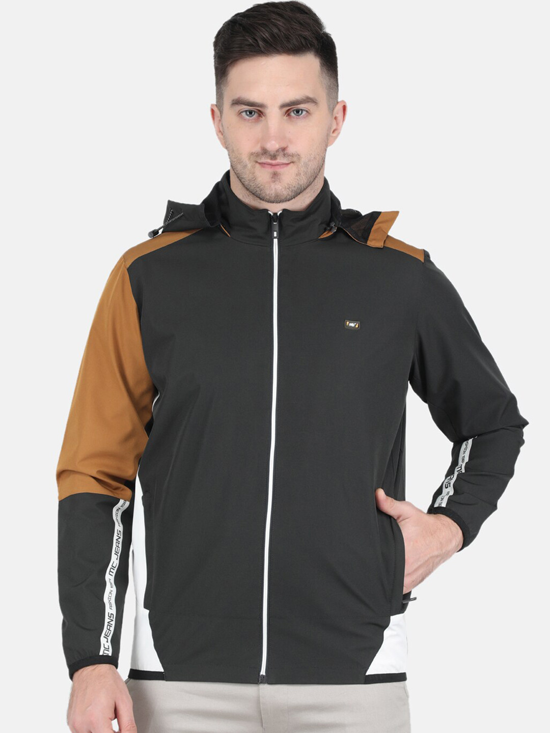 

Monte Carlo Men Hooded Colourblocked Sporty Jacket, Off white