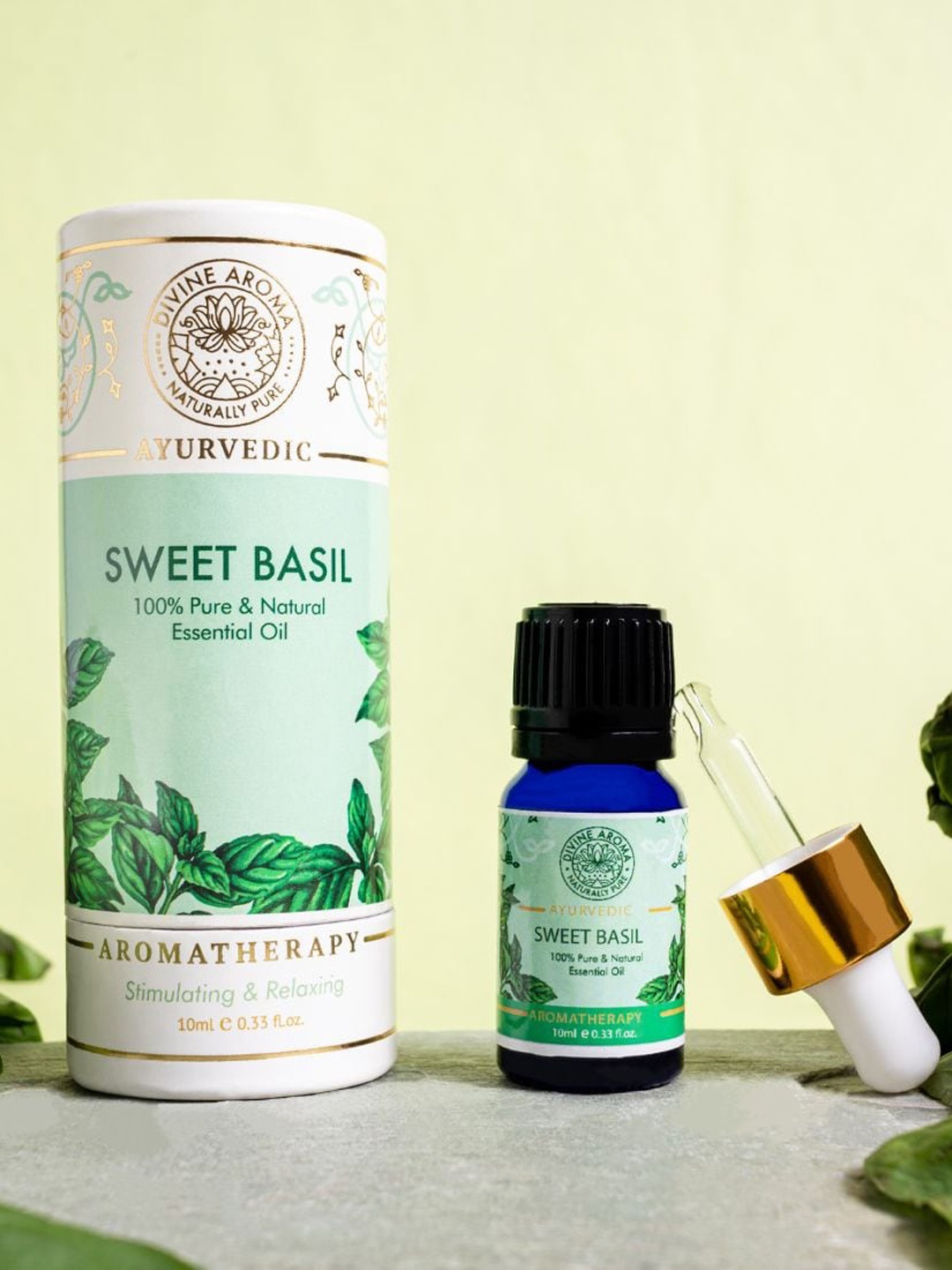 

DIVINE AROMA Sweet Basil 100% Pure Essential Oil - 10 ml, Green