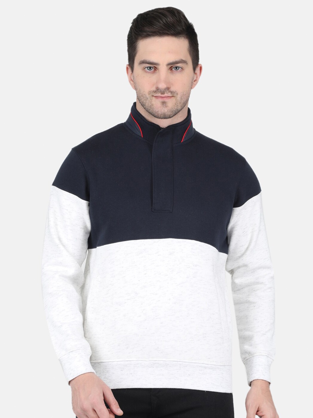 

Monte Carlo Men Navy Blue Cotton Colourblocked Sweatshirt