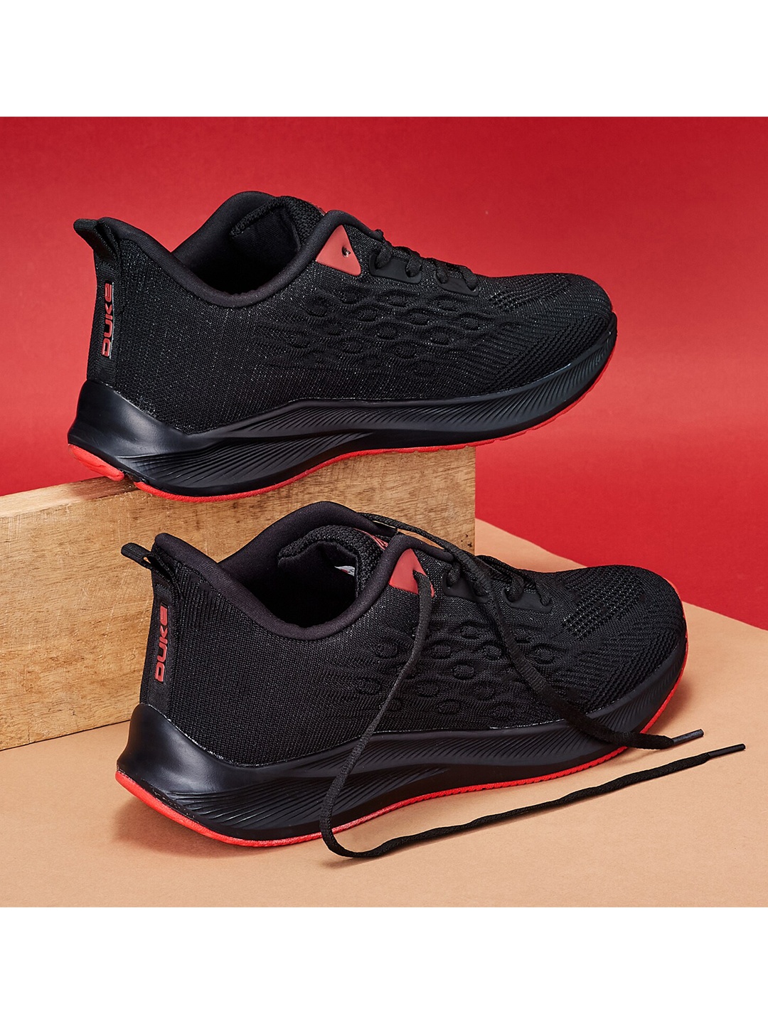 

Duke Men Textile Running Shoes, Black
