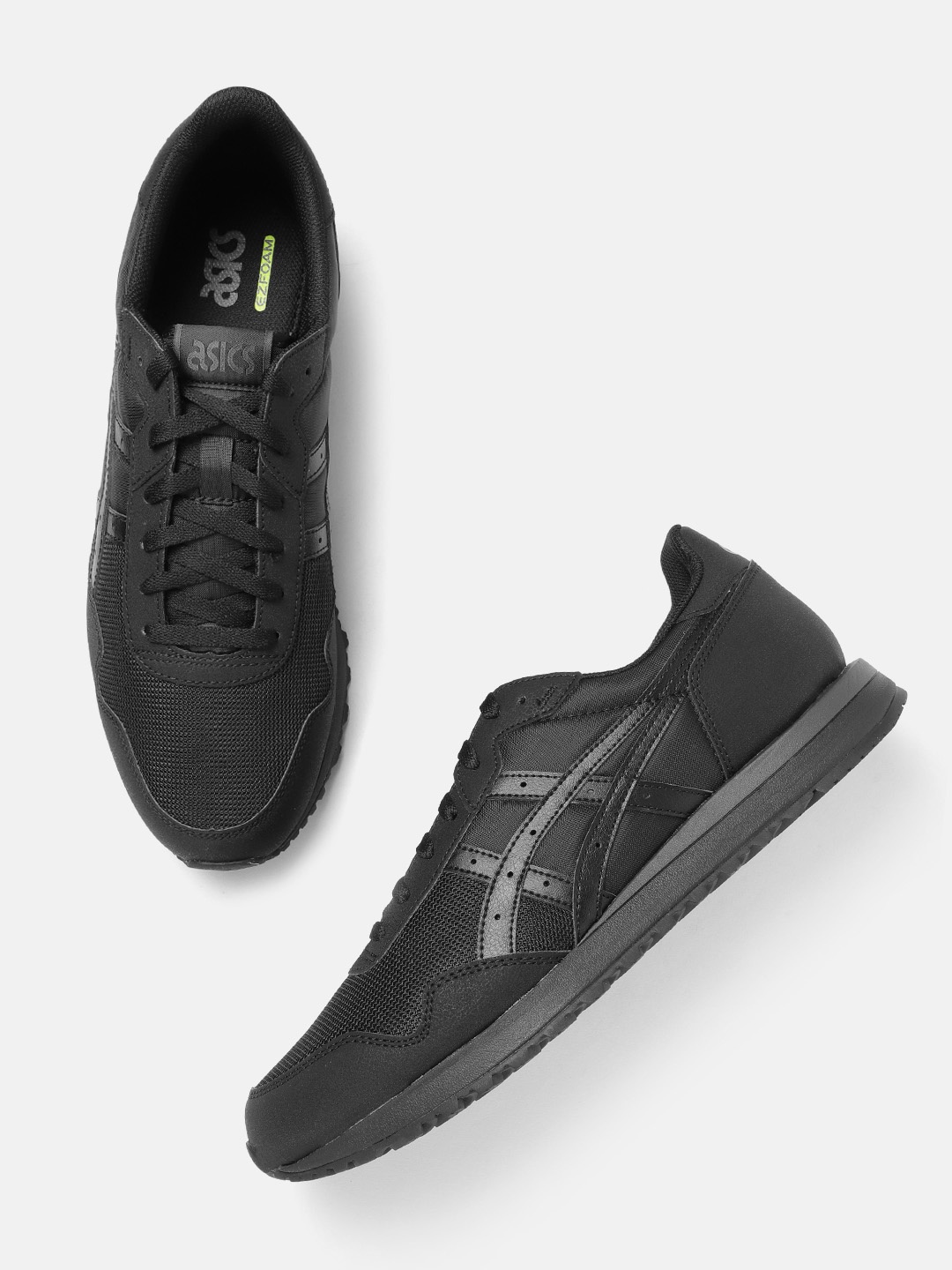 

ASICS Men Woven Design Tiger Runner II Sneakers, Black