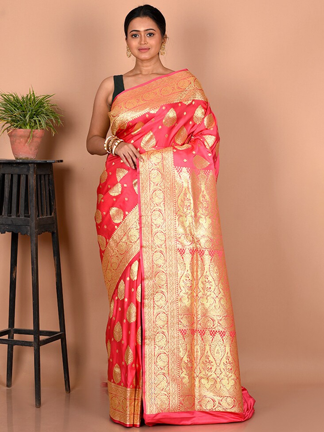 

AllSilks Ethnic Motifs Zari Banarasi Silk Blend Saree, Pink