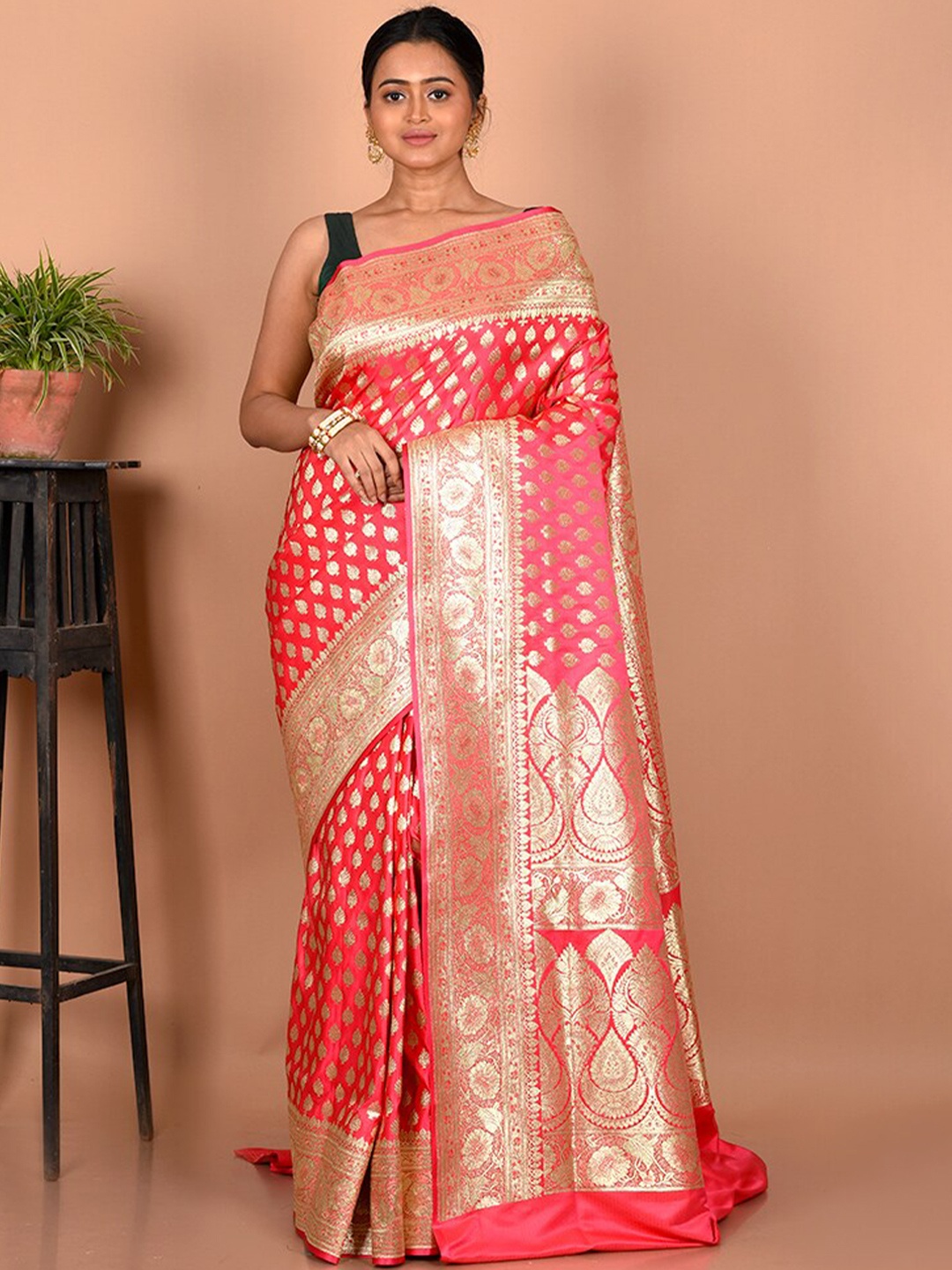 

AllSilks Ethnic Motifs Zari Banarasi Silk Blend Saree, Pink