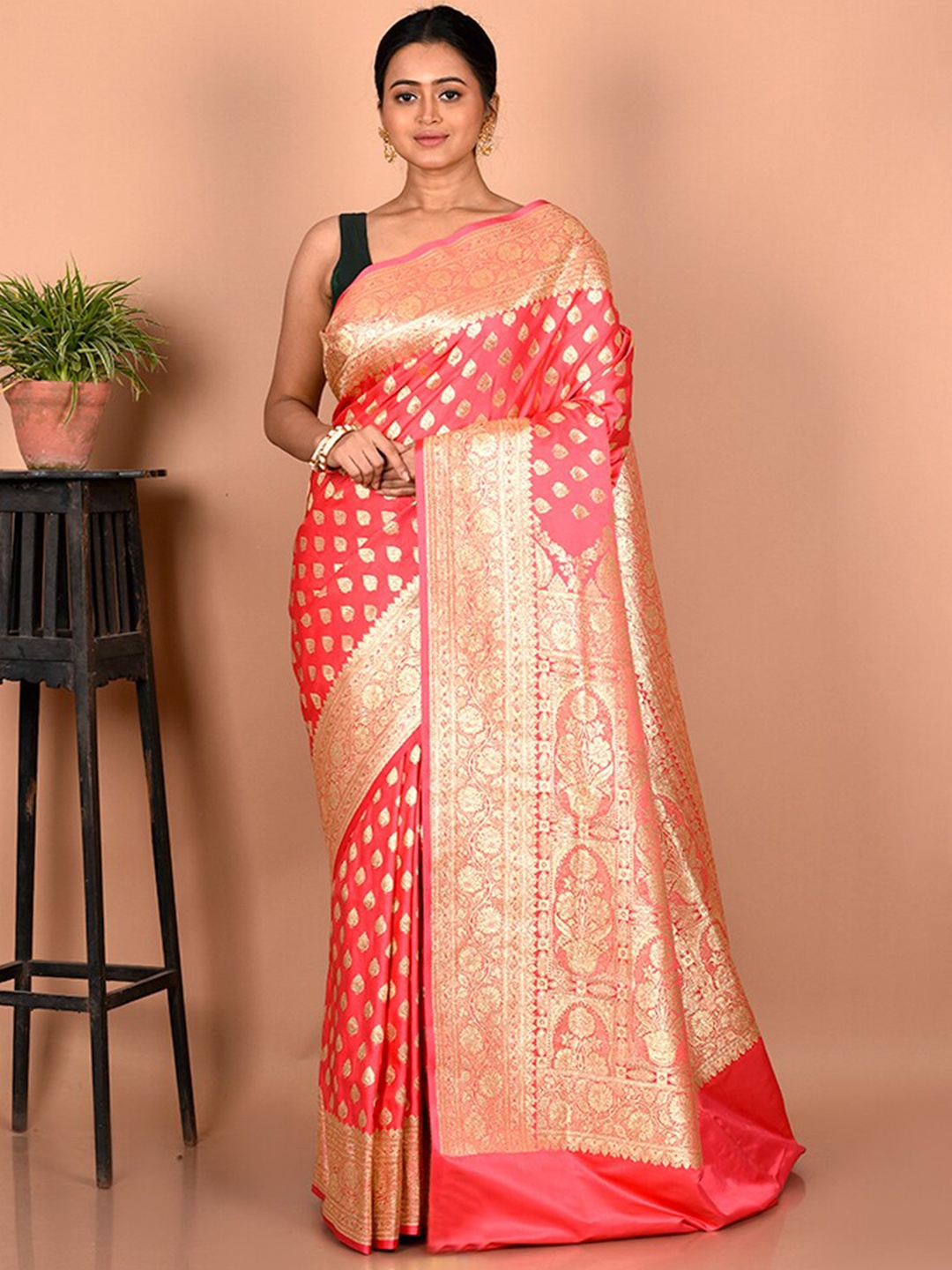 

AllSilks Ethnic Motifs Zari Banarasi Silk Blend Saree, Pink