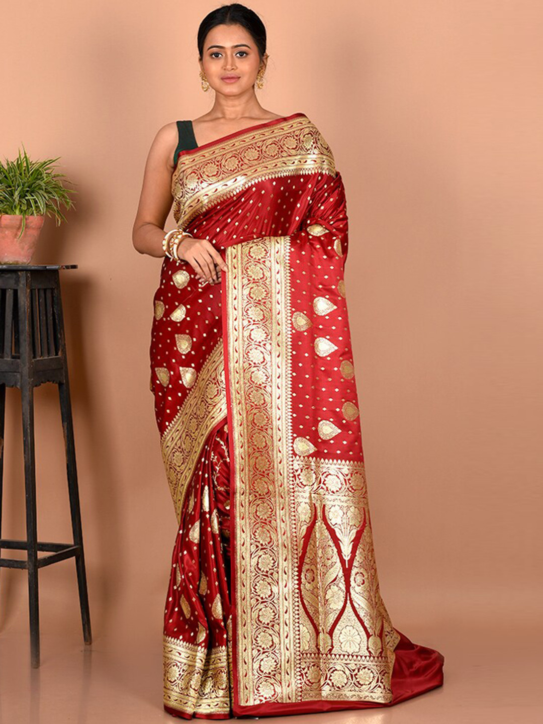 

AllSilks Woven Design Zari Silk Blend Banarasi Saree, Maroon