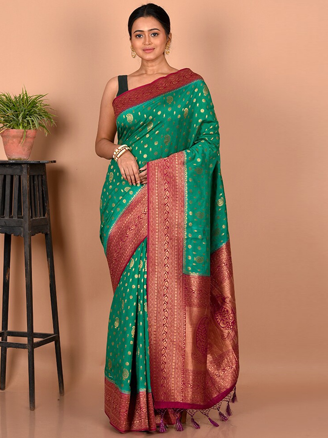 

AllSilks Woven Design Silk Blend Saree, Green