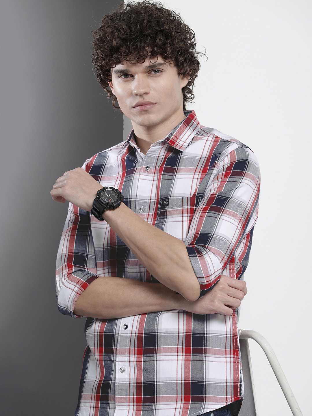 

The Indian Garage Co Men Checked Casual Shirt, White