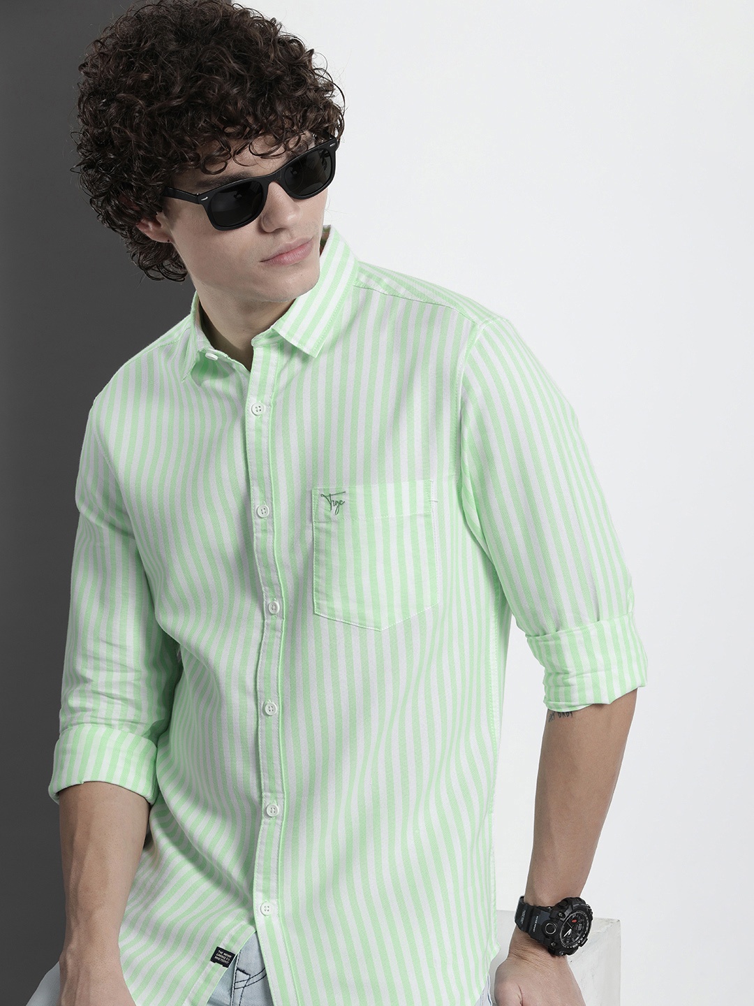 

The Indian Garage Co Men Pinstripes Striped Casual Shirt, Green