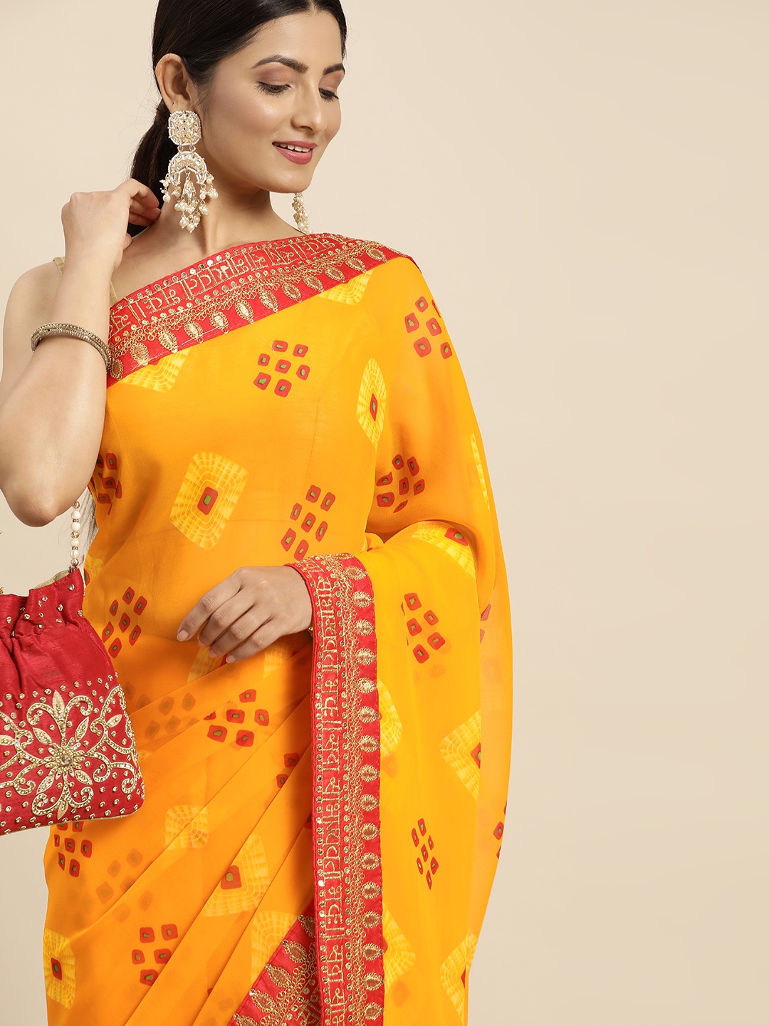

VASTRANAND Embroidered Bandhani Saree, Yellow