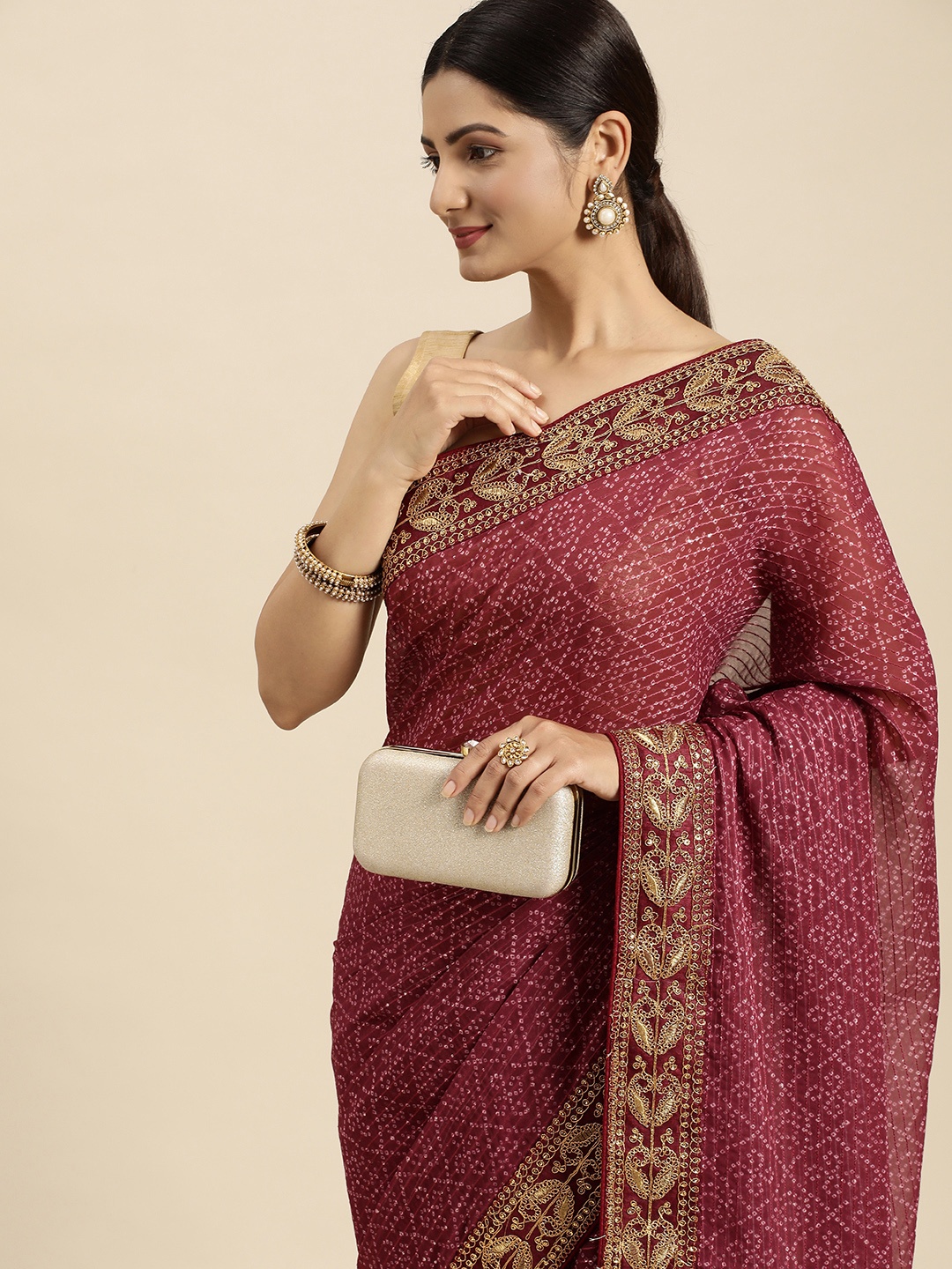 

VASTRANAND Woven Design Aari Work Bandhani Saree, Burgundy