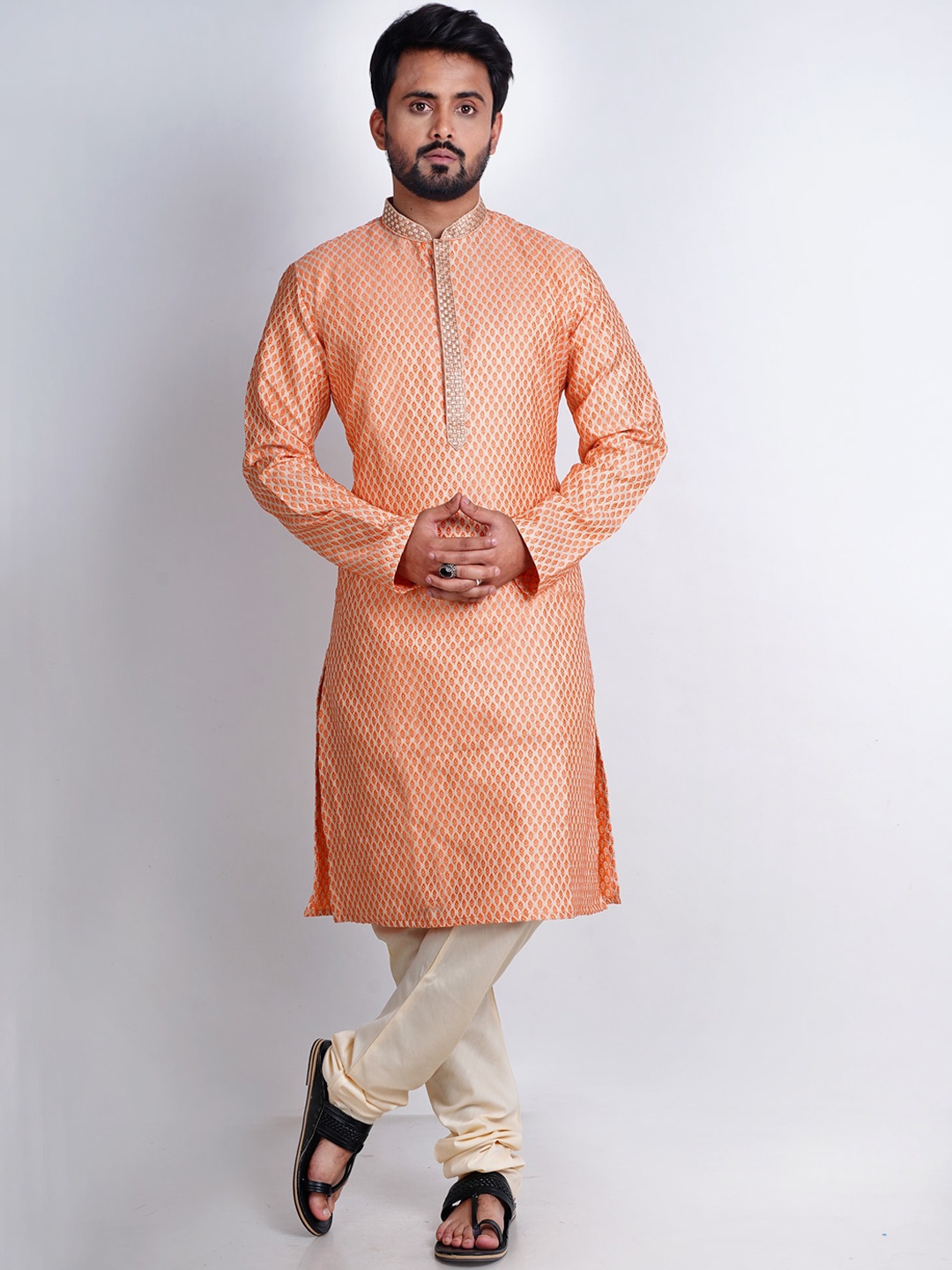 

HERE&NOW Men Woven Design Mandarin Collar Jacquard Kurta, Orange