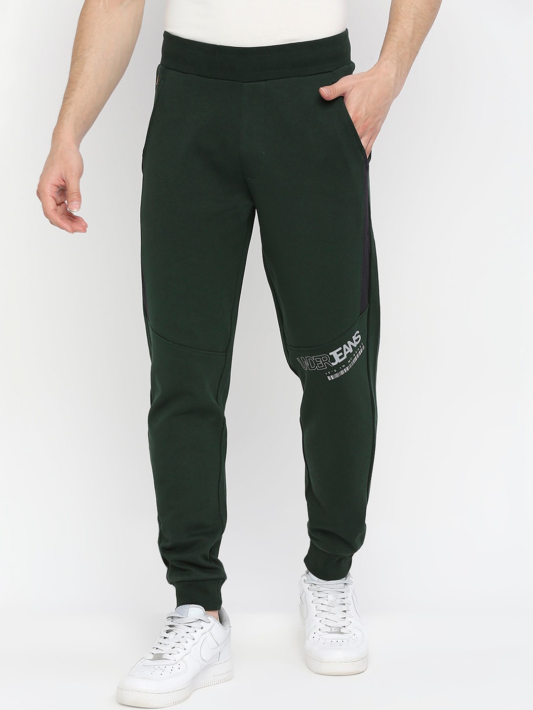 

Underjeans by Spykar Men Cotton Trackpant, Green