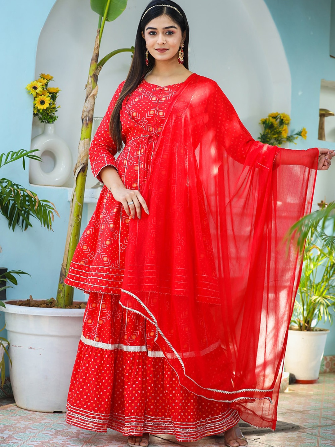 

KAAJH Women Ethnic Motifs Printed Sequinned Pure Cotton Kurta with Sharara & Dupatta, Red