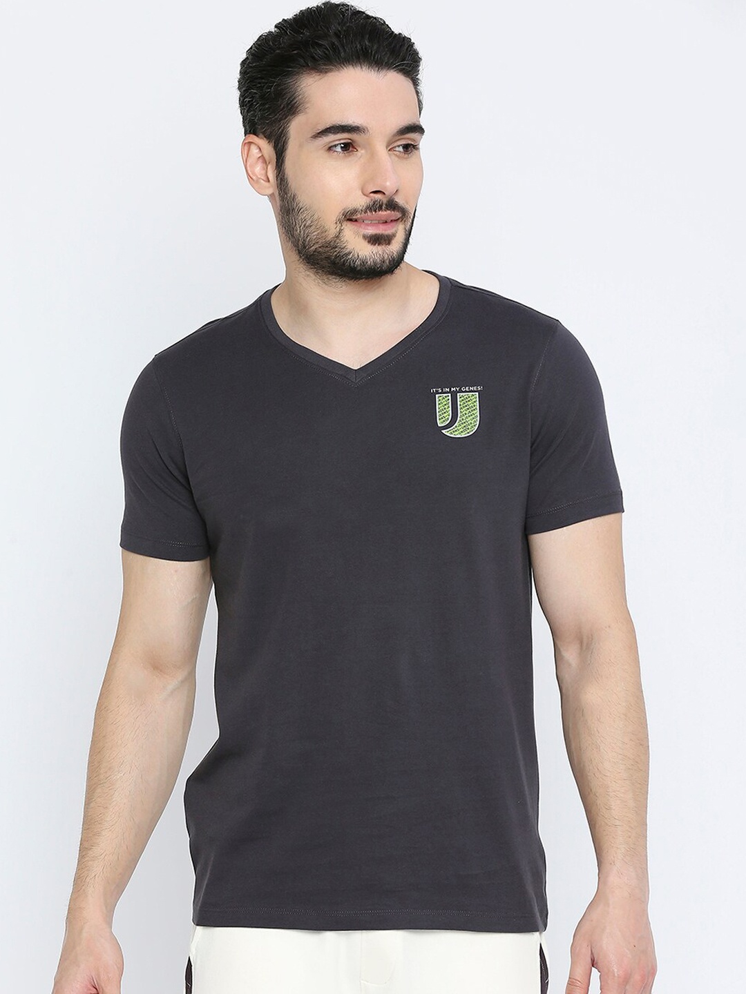 

UnderJeans by Spykar Men Cotton Typography Printed V-Neck T-shirt, Charcoal