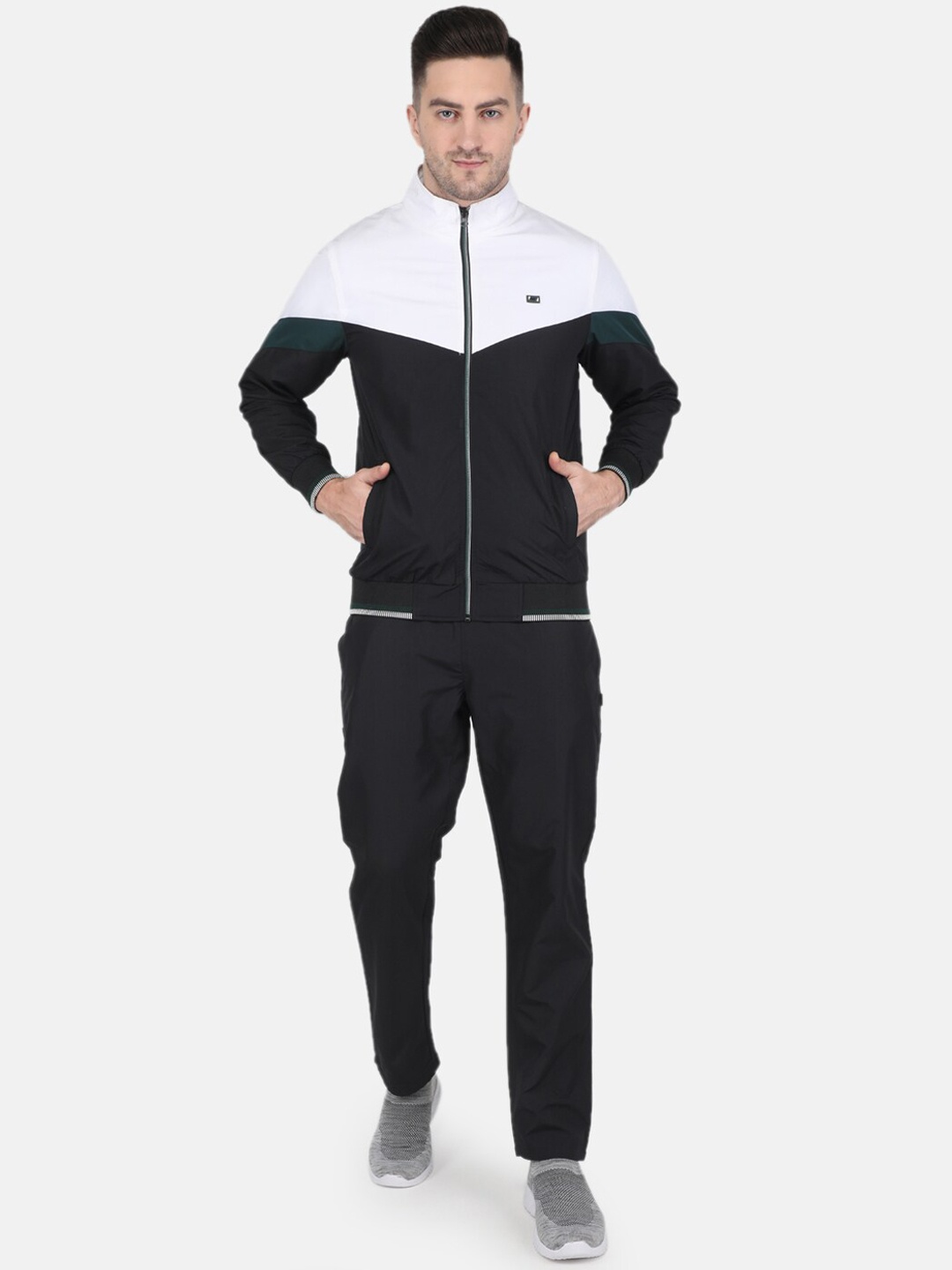 

Monte Carlo Men Colourblocked Tracksuit, Black