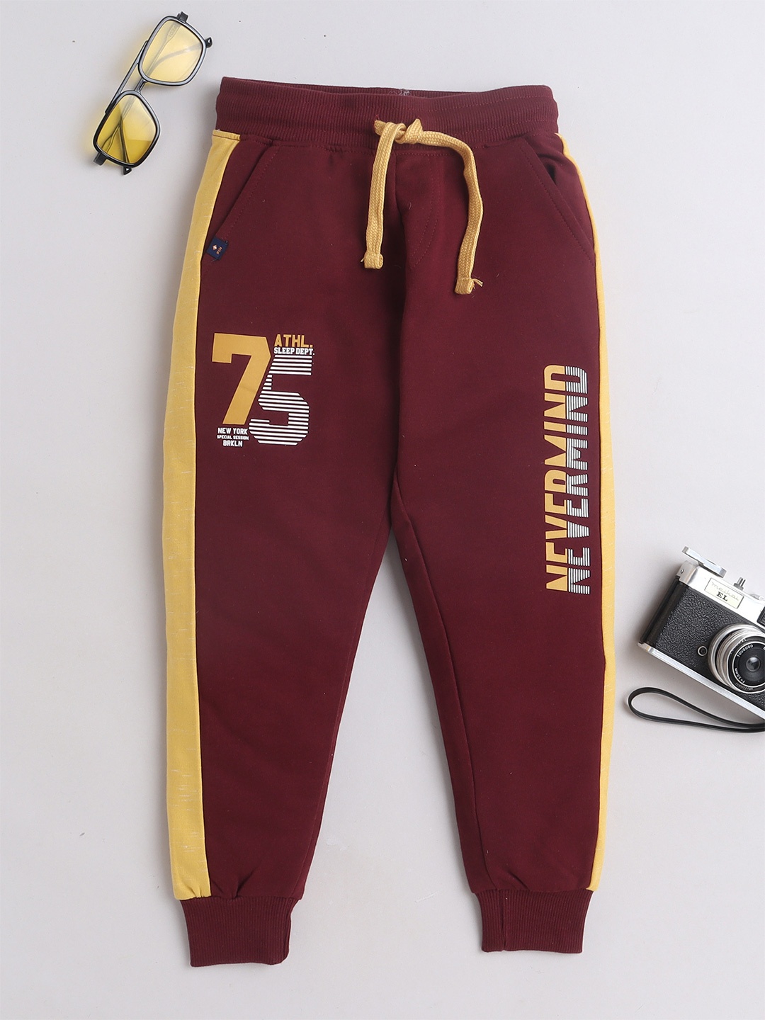 

3PIN Boys Cotton Printed Joggers, Maroon