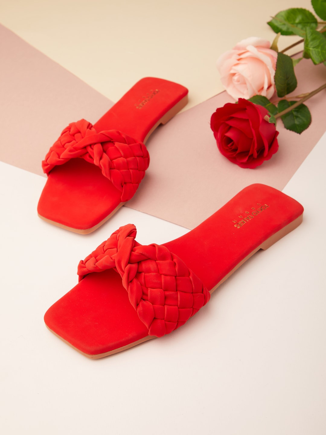 

Tokyo Talkies Women Open Toe Flats, Red