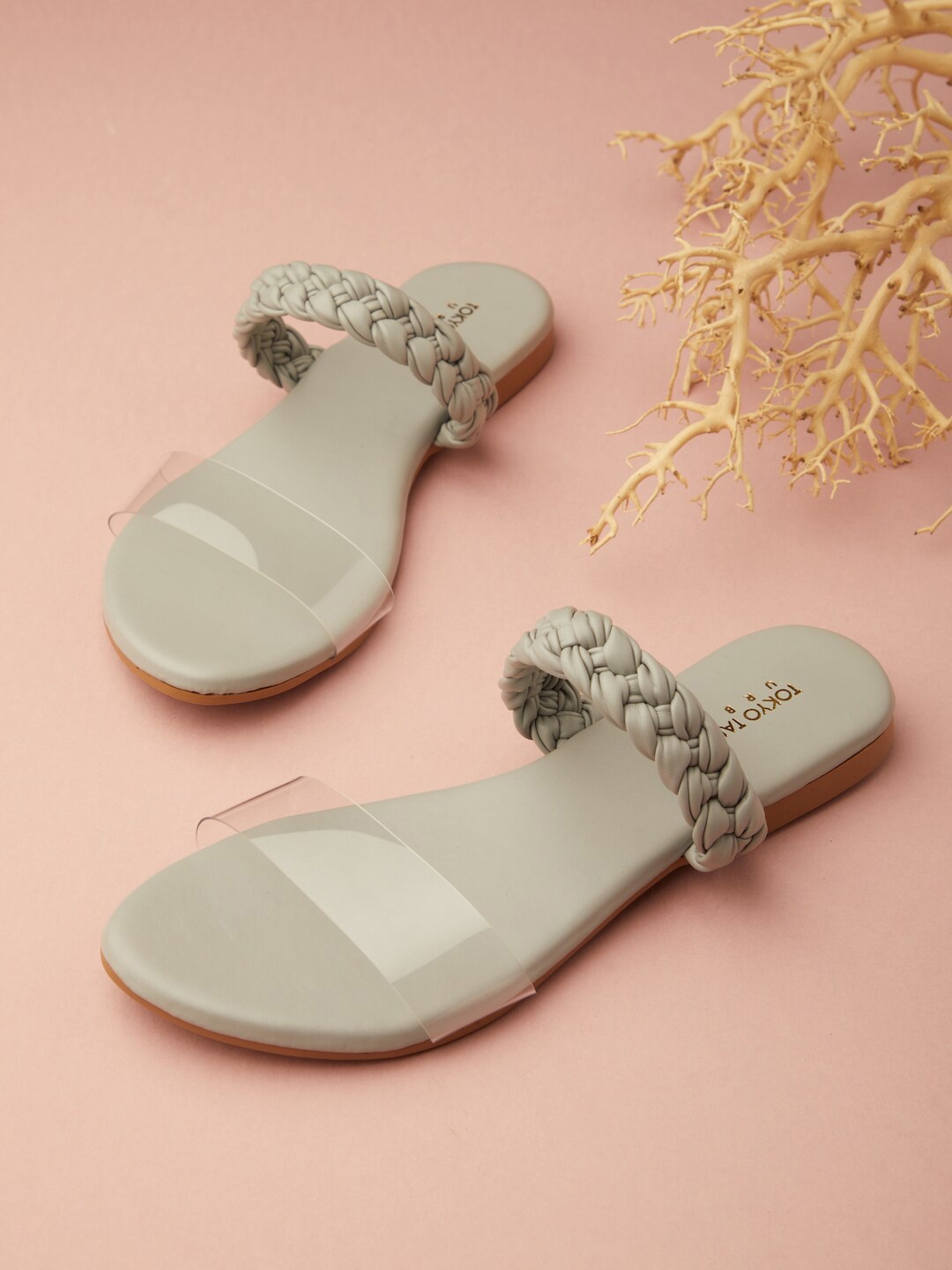 

Tokyo Talkies Women Open Toe Flats, Grey