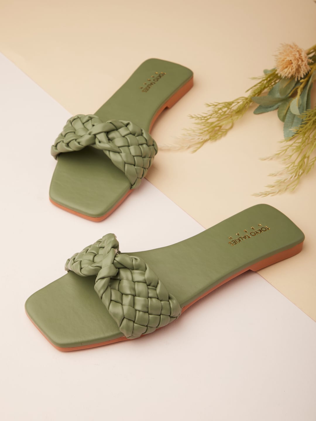 

Tokyo Talkies Women Open Toe Flats, Olive
