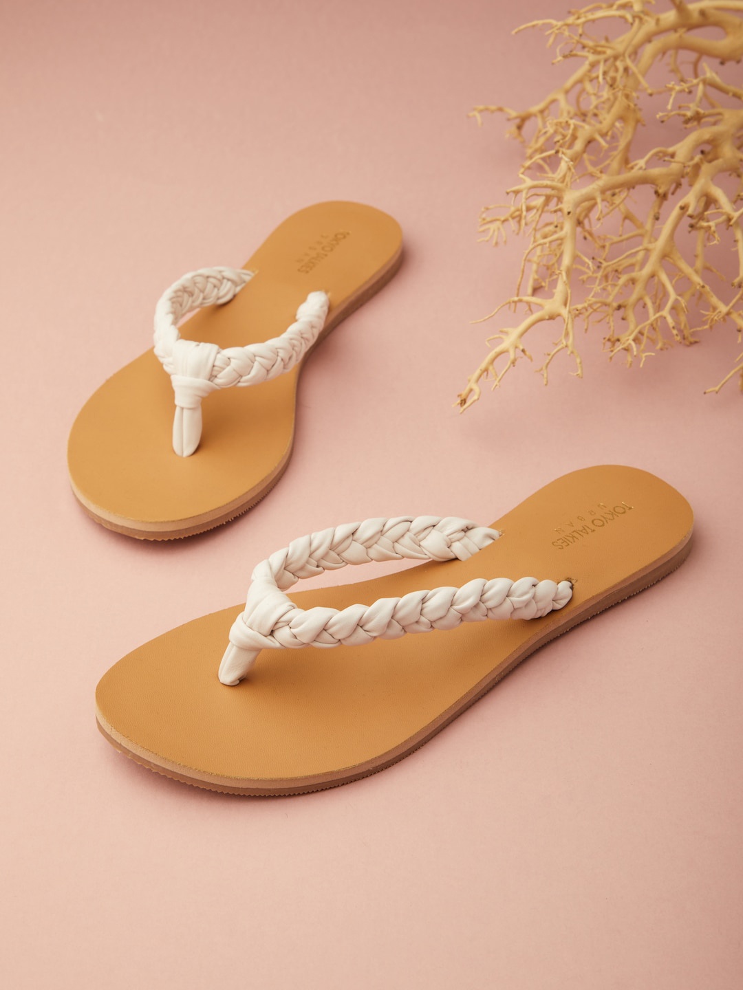 

Tokyo Talkies Women Open Toe Flats, White