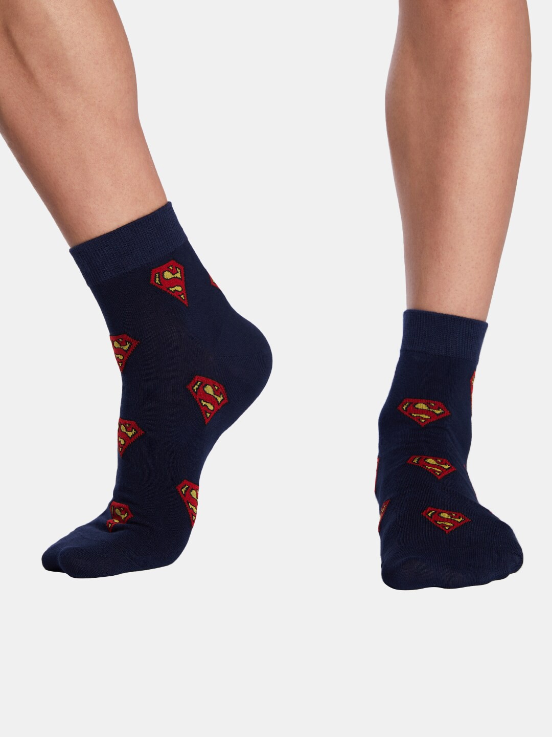 

The Souled Store Superman Logo Pattern Ankle-Length Socks, Navy blue