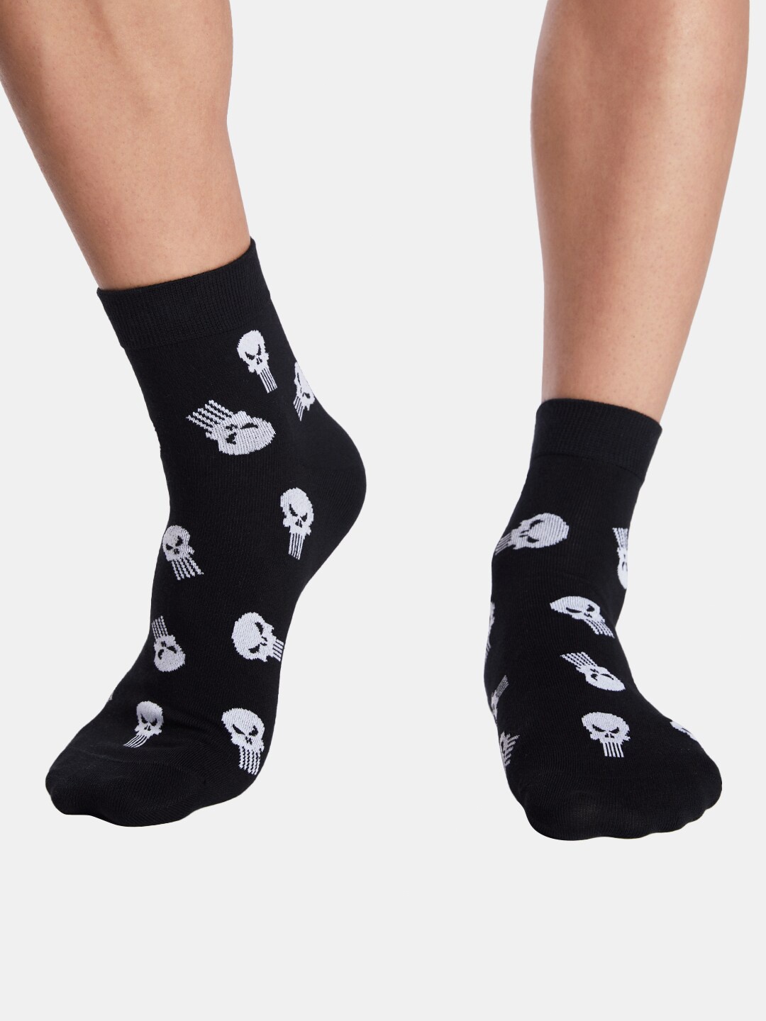 

The Souled Store Punisher Skull Patterned Ankle-Length Socks, Black